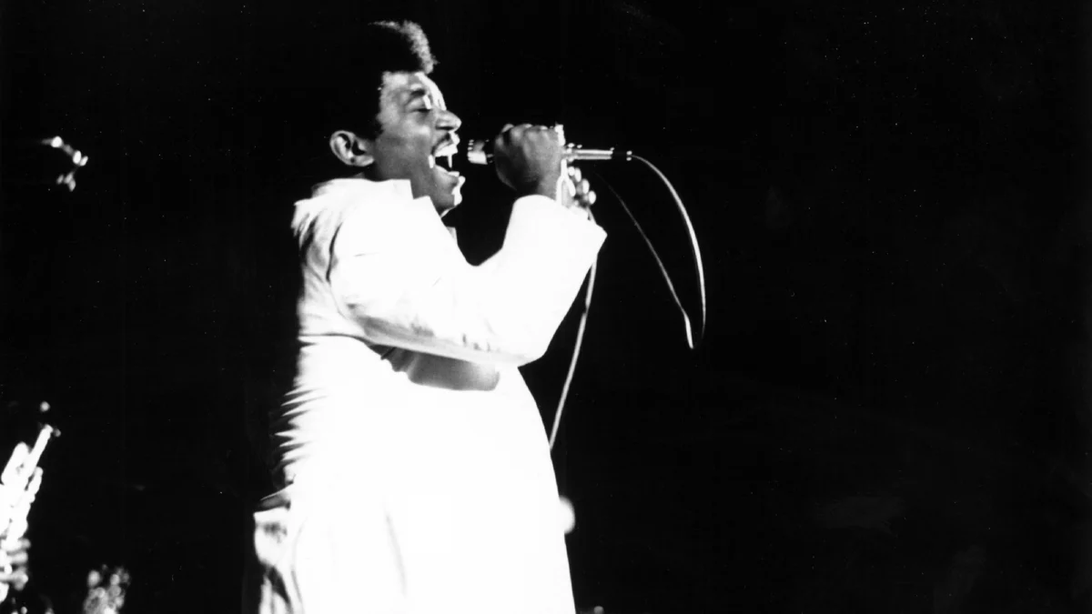 The Soundtrack of 1968: Three Enduring Hits That Defined a Turbulent Year in Music